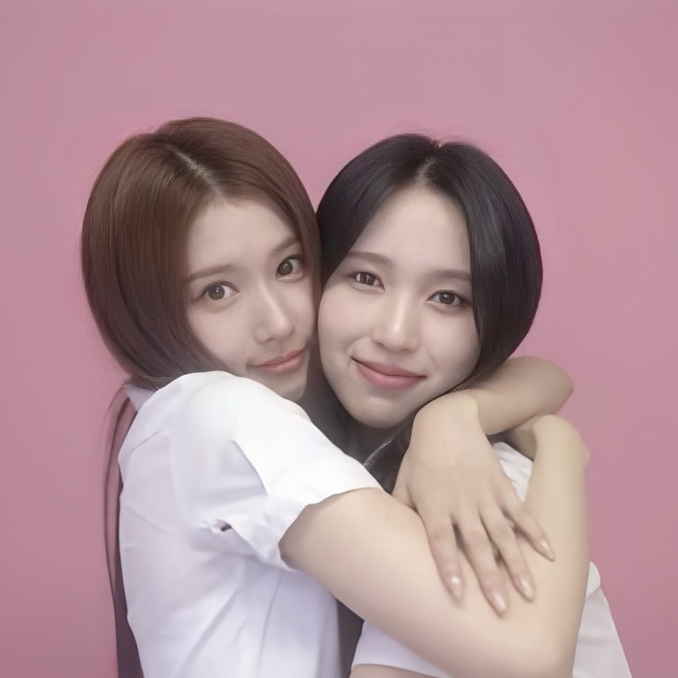 こんな可愛い子達育てたい
(みーたんは近所の豪邸に住んでるお育ちがいいお嬢様だな🥹お嬢なのにいつも遊んでくれてありがとうね🥹)