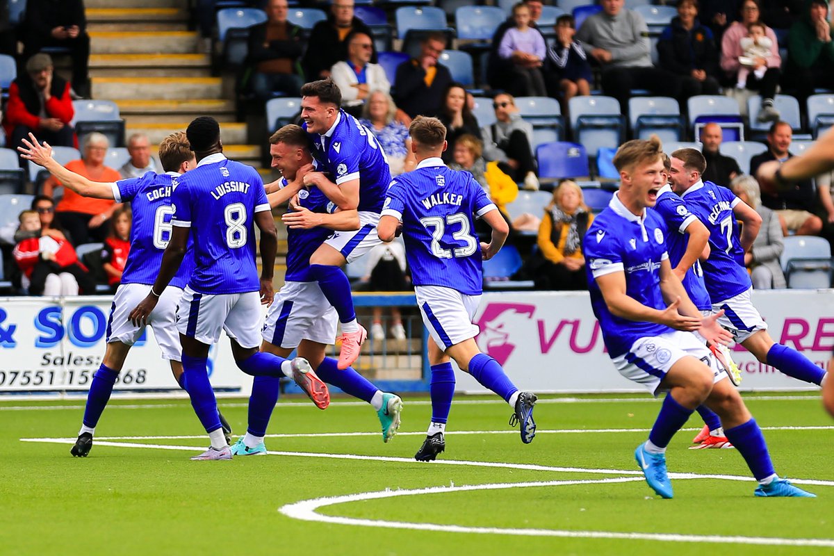 Queen of the South tweet media