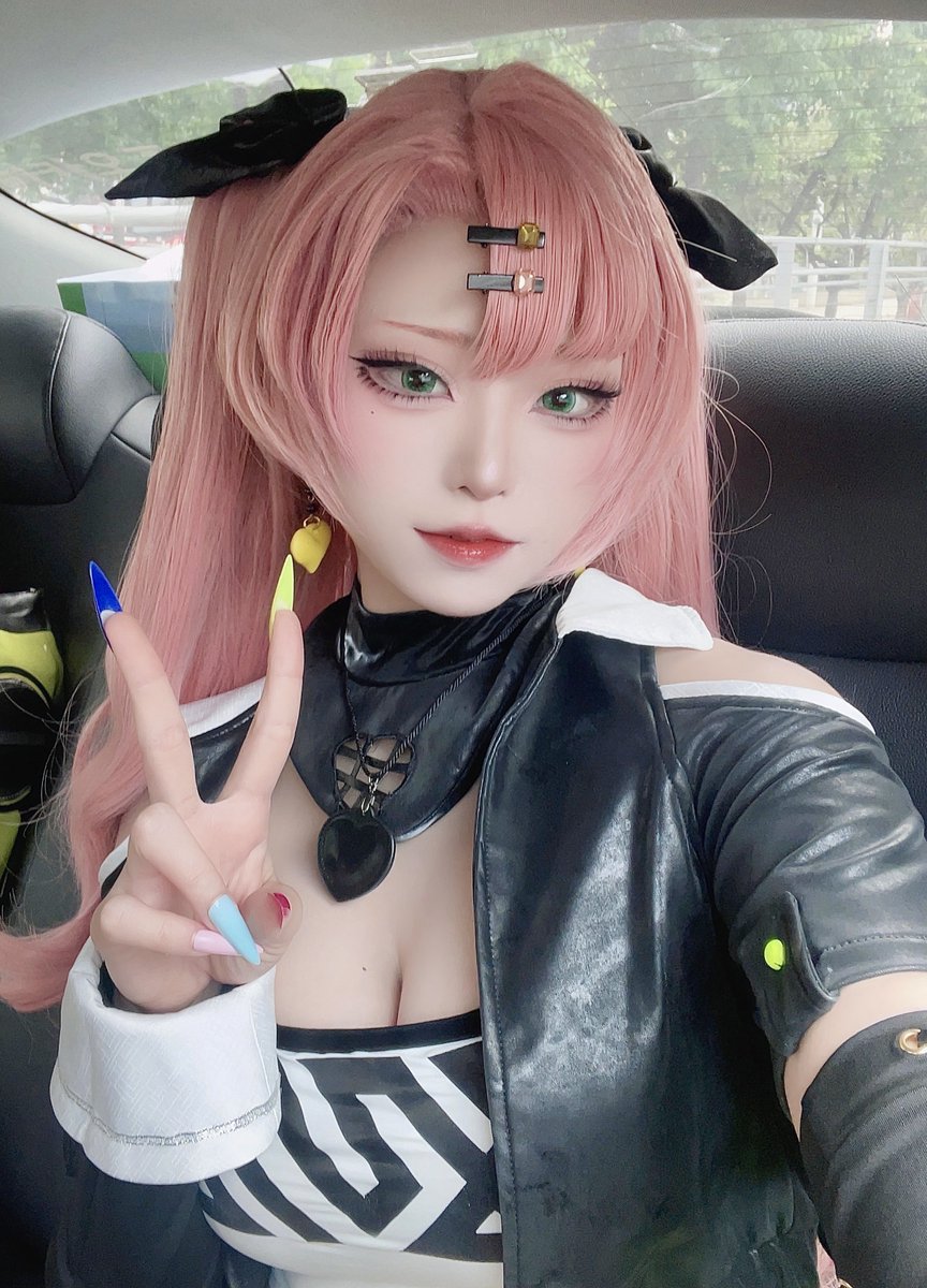 이따 봐~💖 https://t.co/5snSBoEGcr