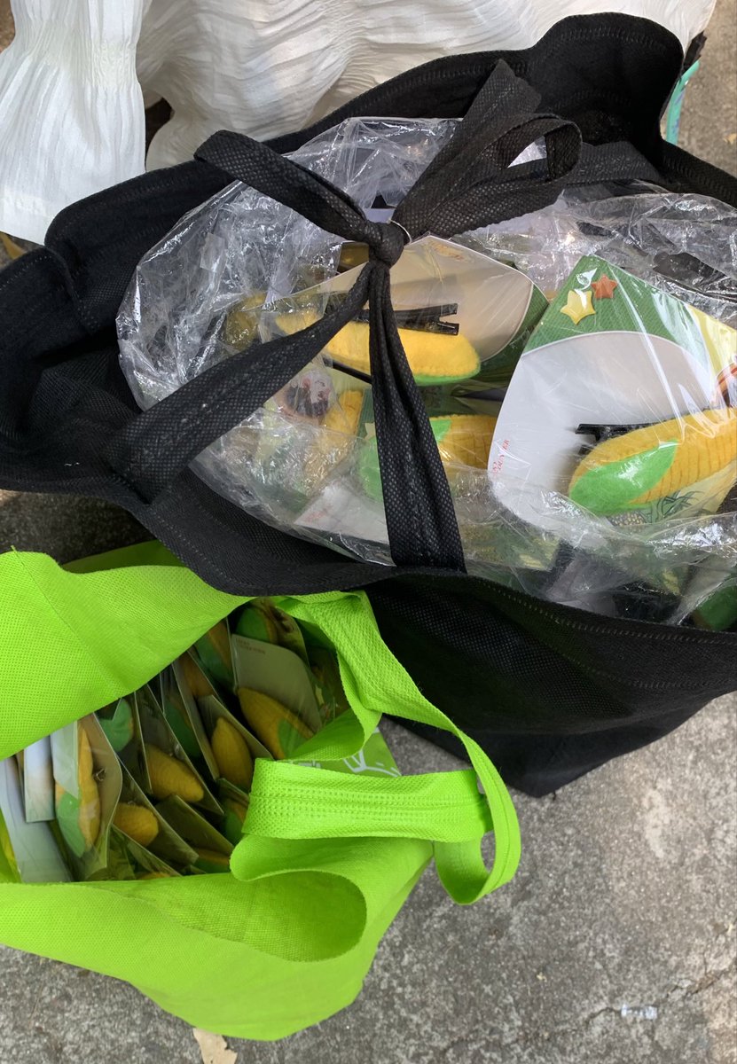 Bluejays_INA's tweet photo. lets go find our cornclips here!
#WelcomeToIndonesiaJAY #MyLuckyEncounterWithJay
#JayFarm #FRESHWITHJAYTEA #JAY https://t.co/wsLDOF0xiA