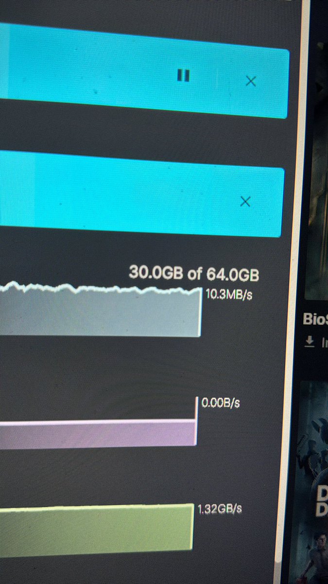 ssjdavidf's tweet photo. @totalplaymx Terminaré primero de descargar así de lento o arreglarán el problema? Tengo 500mb y es como si tuviera 50 o menos, esto ya lo habría descargado hace rato 😓 https://t.co/29BJm7umqj