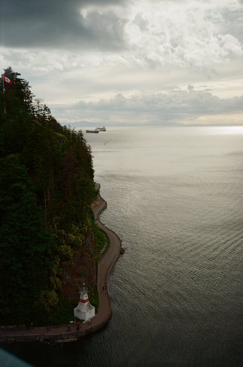 Chris DVBBS (@chrisdvbbs) on Twitter photo 