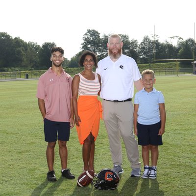 Coach Jonathan Dailey tweet media