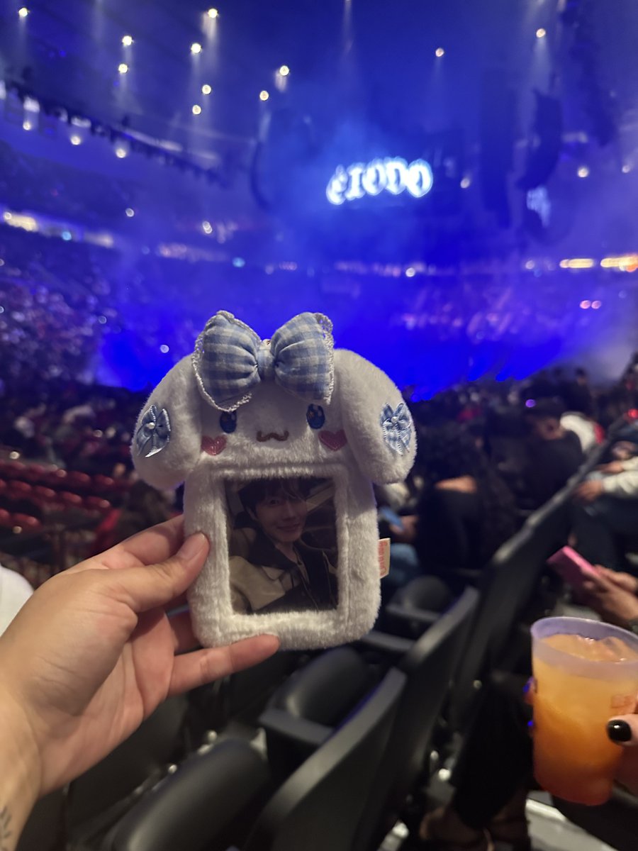 lmarisunl's tweet image. Round 2!!
Hope right here!!
#exodotour2024 #PesoPluma #Modacenter