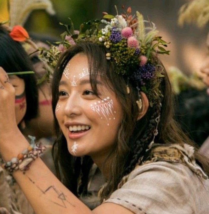 jiwoneejt's tweet photo. Eunseom and Tanya drawn by Jiwon 😆

#ArthdalChronicles https://t.co/M2GOXYQlSz