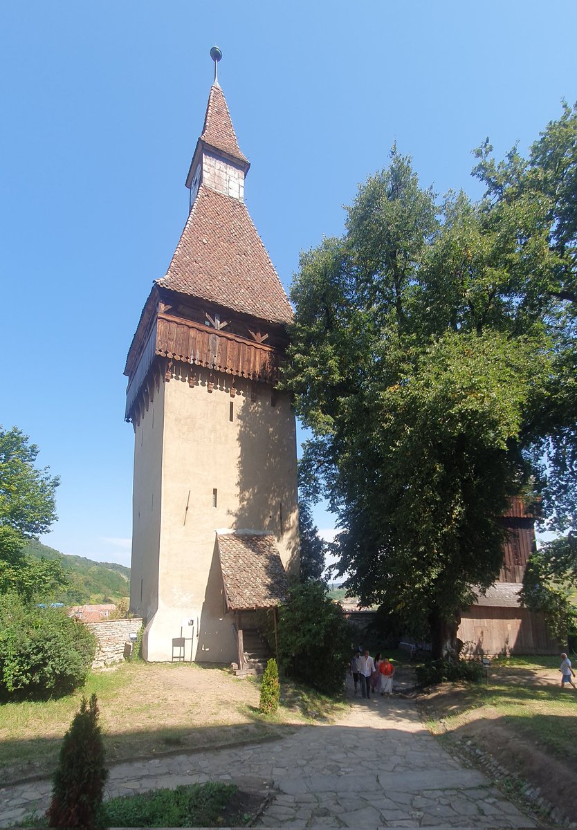 PestelEric's tweet photo. Voyage au ❤️ de l'🇪🇺 : la Roumanie 🇷🇴 7ème étape la suite des captivants #villagessaxons #sighisoara magnifique #tourdelhorloge #villebasse #maisonscolorees #villehaute  #vladdracul #dracula #Biertan #églisesfortifiées #targumures #artdeco #sécession admirable #palaisculturel https://t.co/P7DBWrYpKq