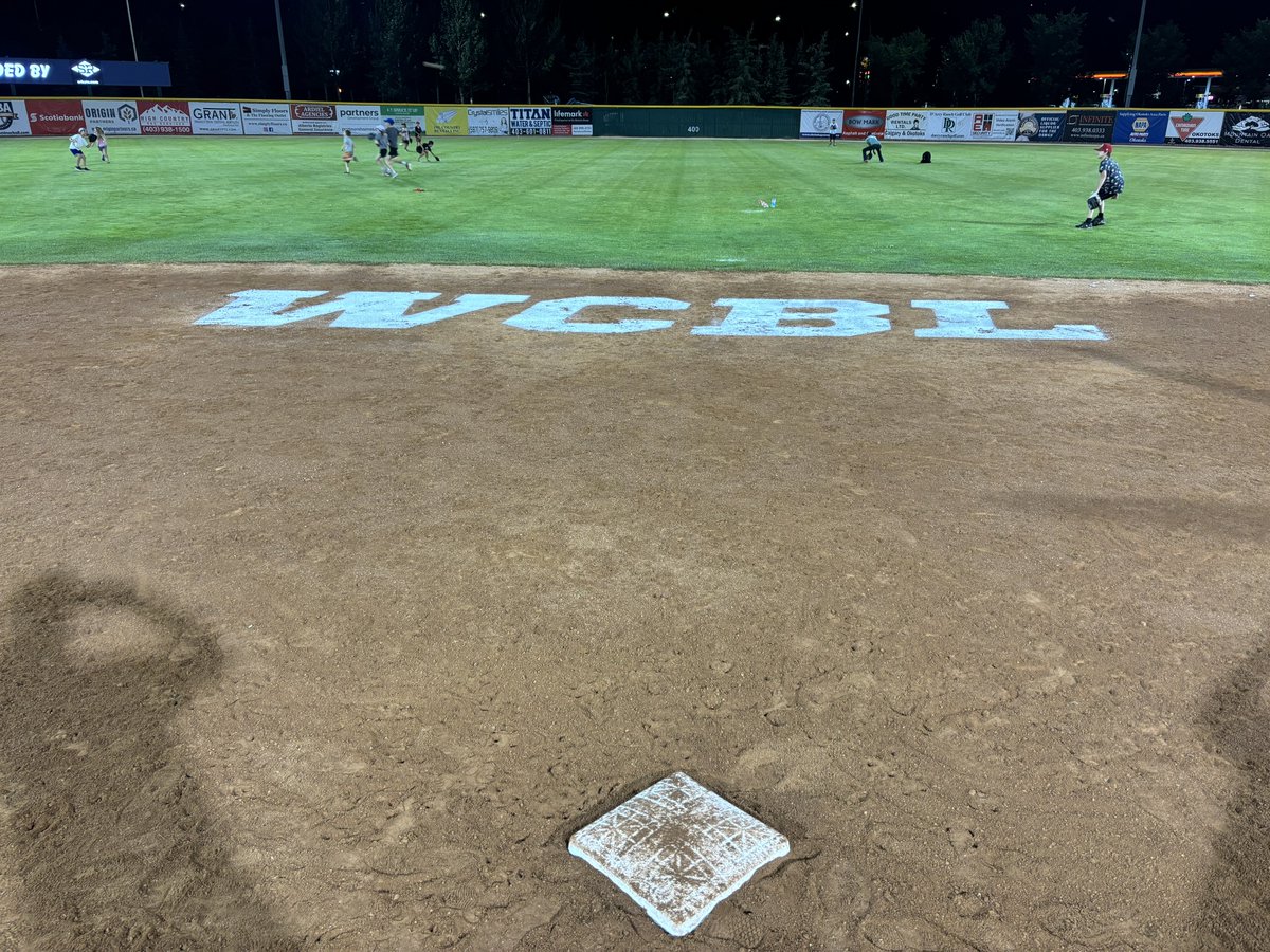 eric_wilhite's tweet photo. Way to go Dawgs! They are repeat 3peat #WCBL champs!!!! #RepeatThe3peat https://t.co/2sXw0IaMqj