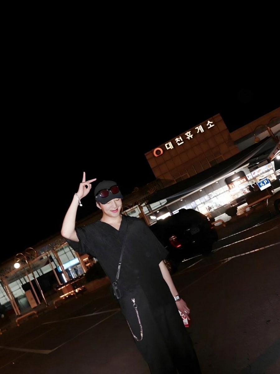 ⏰7년 전 #승윤이의모든날모든순간

🗓️170818

쁘이✌️

🔗instagram.com/p/BX8AjdzBWn0/

#강승윤 #KANGSEUNGYOON #승윤 #Seungyoon #위너 #WINNER