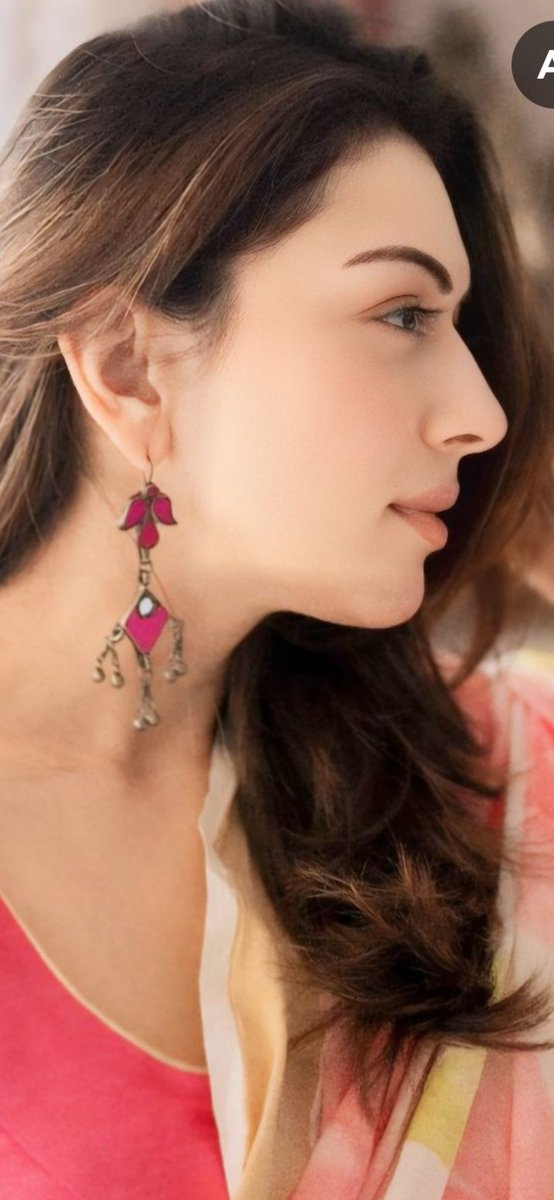 govtjobsalert26's tweet photo. π #HansikaThread
π #BollywoodThread
#Bollywood #Actress #Hansika New Look https://t.co/bmZCeZIth5