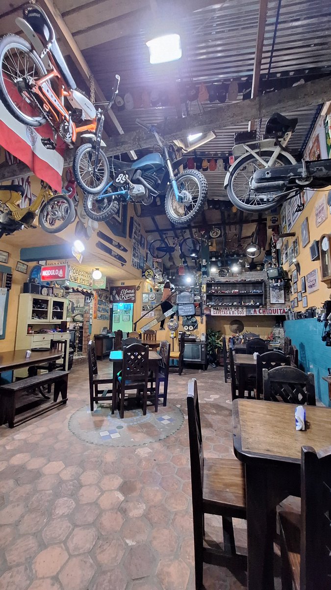 MayeDelCastillo's tweet photo. Muchas veces, los lugares llenos de recuerdos, sirven para olvidar. https://t.co/oEkyzqHXAn
