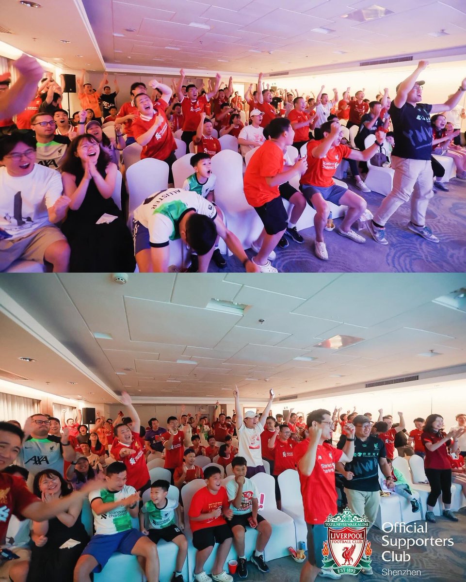 ShenzhenLFC's tweet photo. Good start to the new era✅
深利观赛现场，胜利回归✌️(‘ω’)

#LFC #YNWA #liverpoolfcfans https://t.co/JzPgwSoGFO
