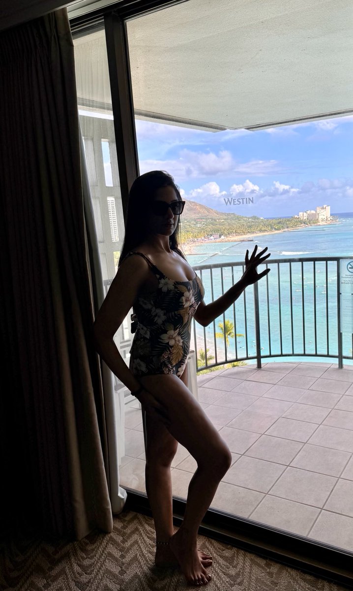 Vimraman's tweet photo. Beach Ready 😎🌊🏝️🏊🏼‍♀️
#Hawaii https://t.co/lNRc7qCULs