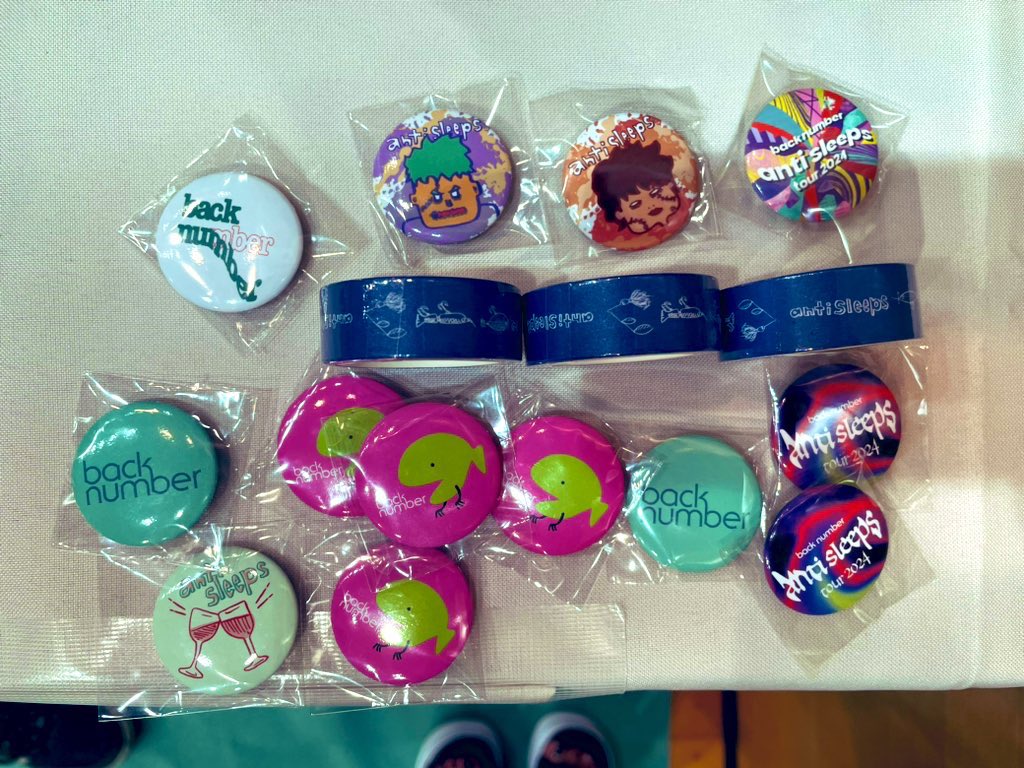 back number 缶バッチ