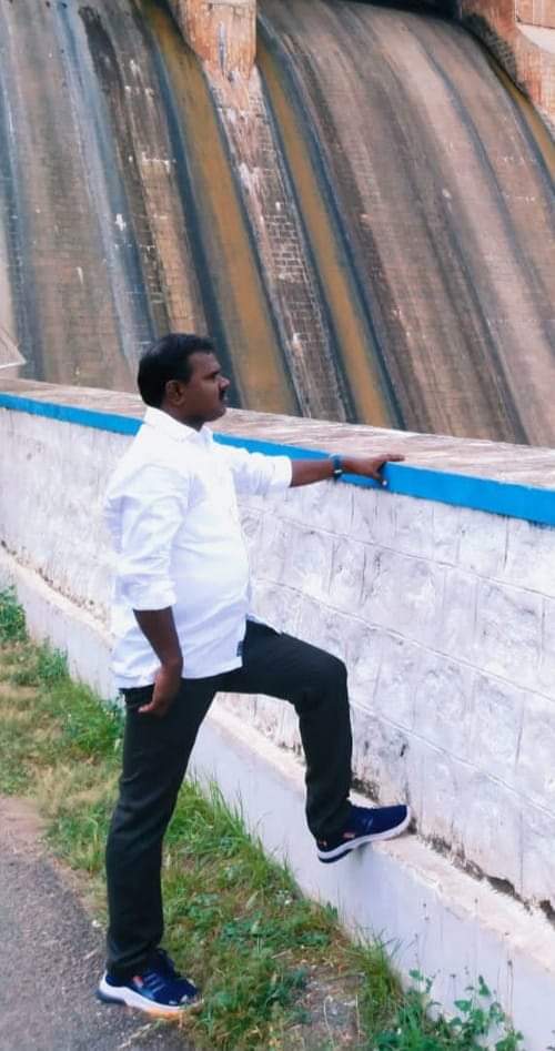 நதி போல ஓடிக்கொண்டிருக்கவே முனைகிறேன்,
இளைப்பாறுவதற்க்கான தருணம்  இதுவல்ல..!