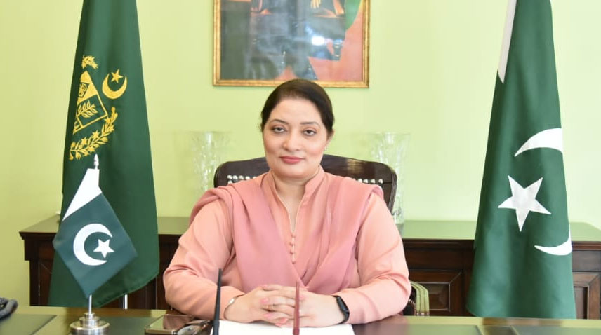 RadioPakistan's tweet photo. Coordinator to PM on Climate Change, @RominaKAlam has said that the government has initiated various policies aimed at integrating climate resilience into national planning
@ClimateChangePK #MonsoonTreePlantation #RadioPakistan #News 
https://t.co/QGNe926NeB https://t.co/3HqsO4q2Ft
