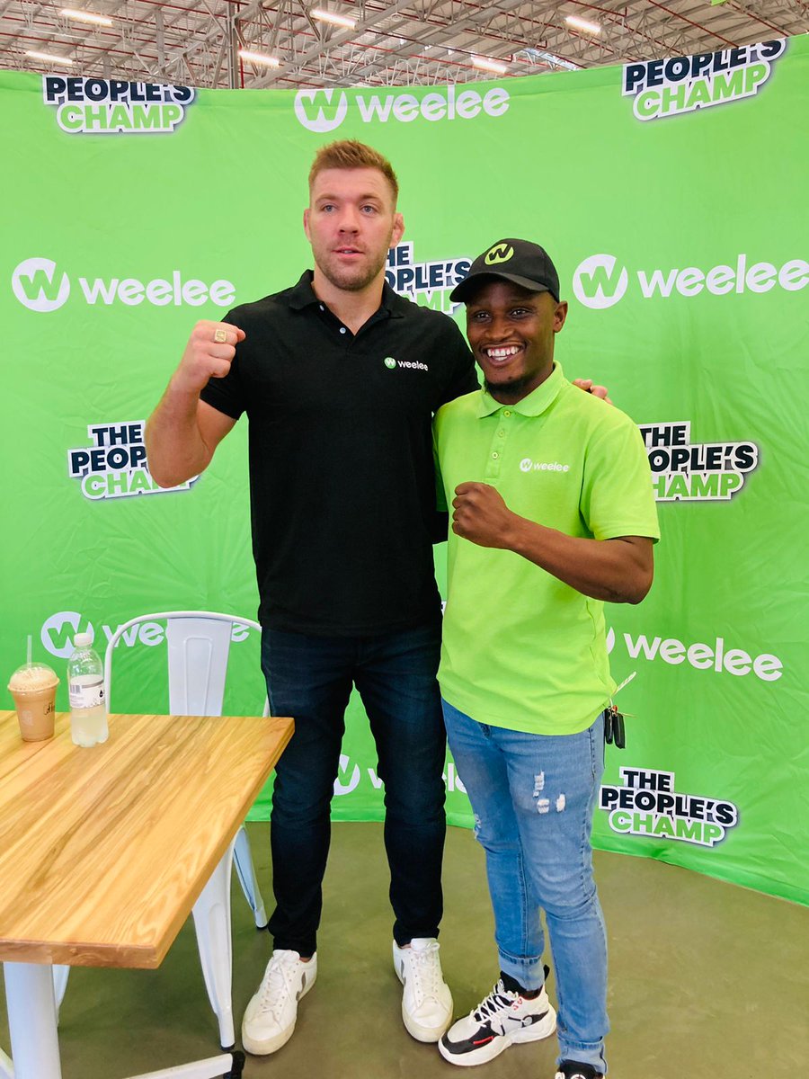 Still the #UFC World
champion 
#UFC305