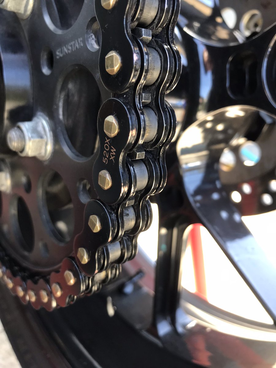 jack_jhonsan's tweet image. チェンシコしてたら、あちらこちらが色ハゲしてた…
こんなもんですかね？
#RK
#zx7