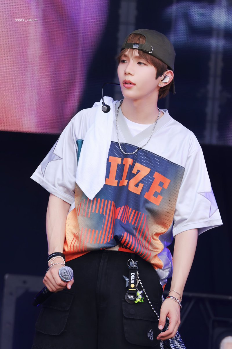 Shore_Value's tweet photo. 240818

summer sonic in OSAKA

#쇼타로 #将太郎 #shotaro #ショウタロウ #SUNGCHAN #라이즈 #RIIZE #SUMMER_SONIC_2024 https://t.co/Urj8woXK0h