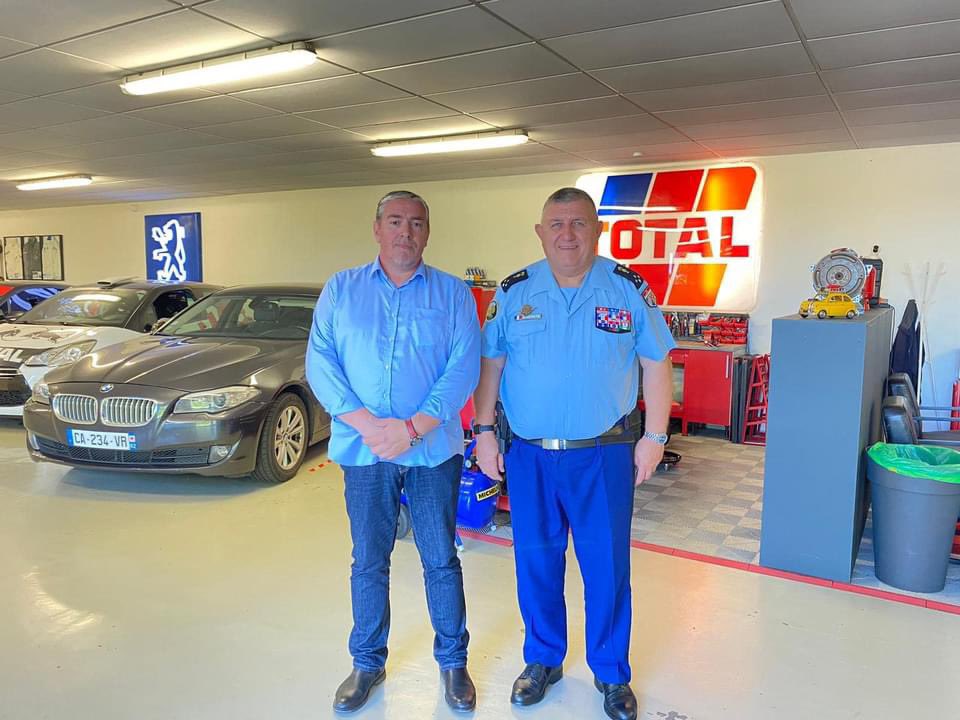 SecurityDriver1's tweet image. Ce mois-ci, sur notre plateforme de formation en conduite défensive, MCS a eu l&apos;honneur d&apos;accueillir le Général 4 étoiles Olivier KIM, Commandant de la région de gendarmerie du Grand Est, et commandant de la gendarmerie pour la zone de défense et de sécurité Est.