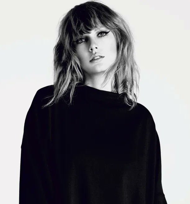 PopTingz's tweet photo. 7 years ago, Taylor Swift unfollowed everyone, deleted everything from her social media, entered 'Blackout' and began the great “reputation” era. https://t.co/CMb9IrQIaZ