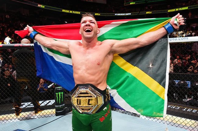 MbalulaFikile's tweet photo. “Hulle weet nie wat ons weet nie”. 
I just love being a South African. Heart, blood, and my choice of soil. Every day I’m reminded that I’m grateful it’s my home.  Nice one, DDP!  🇿🇦❤️🇿🇦 https://t.co/il6bhHsEi3