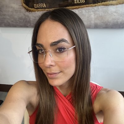 Ana Sofia Lanczyner tweet media