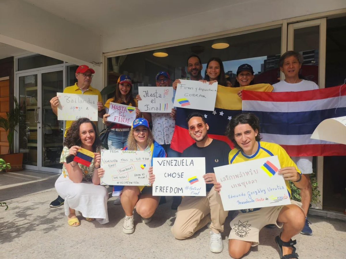 DanielDiaz57749's tweet photo. @reps_moonchild Venezolanos en Bangkok, Tailandia 🇹🇭 https://t.co/83ezOY5cs4