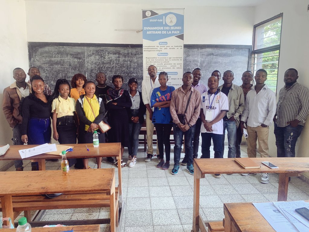 DYJAP-Asbl (@asbldyjap) on Twitter photo "Les réseaux sociaux comme outil de communication, comment s'en servir pour la consolidation de la paix?" Thème d'échanges entre les jeunes #Dyjap Ulpgl le mercredi; et d'une grande importance pour notre société. <a href="/BROT_furdiewelt/">Brot für die Welt</a> <a href="/PoleInstitute/">Pole Institute</a> <a href="/NeneMorisho/">Nene Morisho</a> <a href="/KemperBarbara/">Barbara Kemper</a> "Les réseaux sociaux comme outil de communication, comment s'en servir pour la consolidation de la paix?" Thème d'échanges entre les jeunes #Dyjap Ulpgl le mercredi; et d'une grande importance pour notre société. <a href="/BROT_furdiewelt/">Brot für die Welt</a> <a href="/PoleInstitute/">Pole Institute</a> <a href="/NeneMorisho/">Nene Morisho</a> <a href="/KemperBarbara/">Barbara Kemper</a>