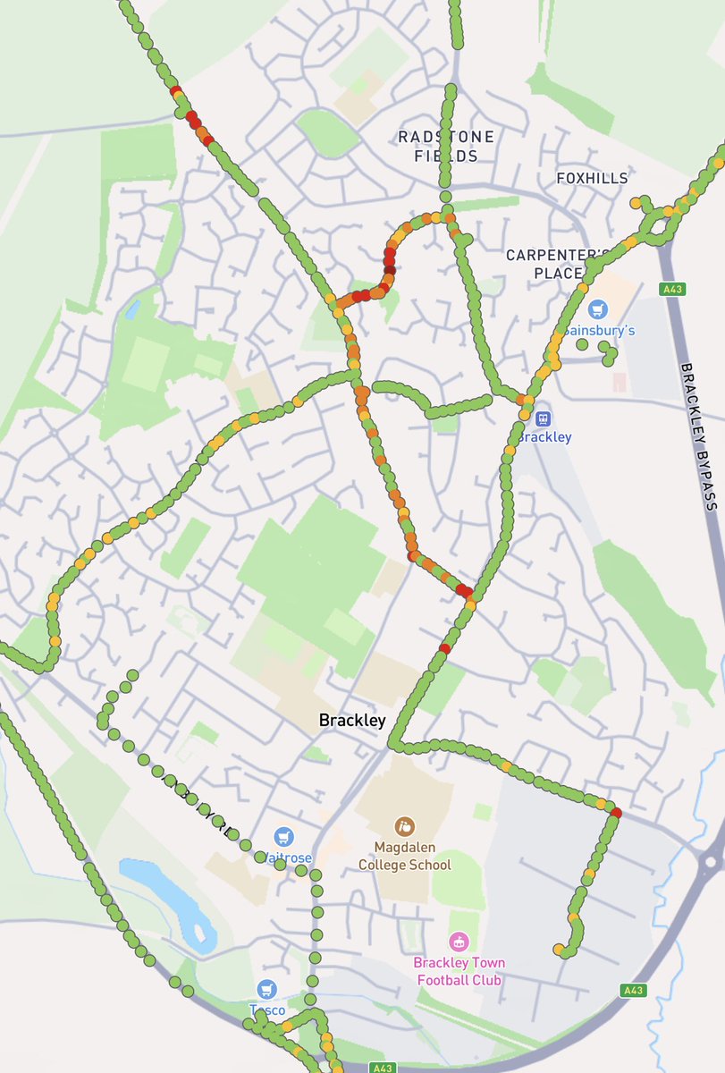 <a href="/mrpotholeuk/">Mr Pothole</a> <a href="/brackleycouncil/">Brackley Town Council</a> <a href="/BernieTiller/">Bernard (Bernie) Tiller</a> <a href="/Cllrbagotwebb/">Cllr. Anthony Bagot-Webb</a> <a href="/SueofBrackley/">Cllr Sue Sharps</a> <a href="/banburynews/">Banbury Guardian</a> Two views of <a href="/Stanthe_app/">Stan.</a> Mark. All surveys compared to last 28 days. Oak Road is marked for repairs.