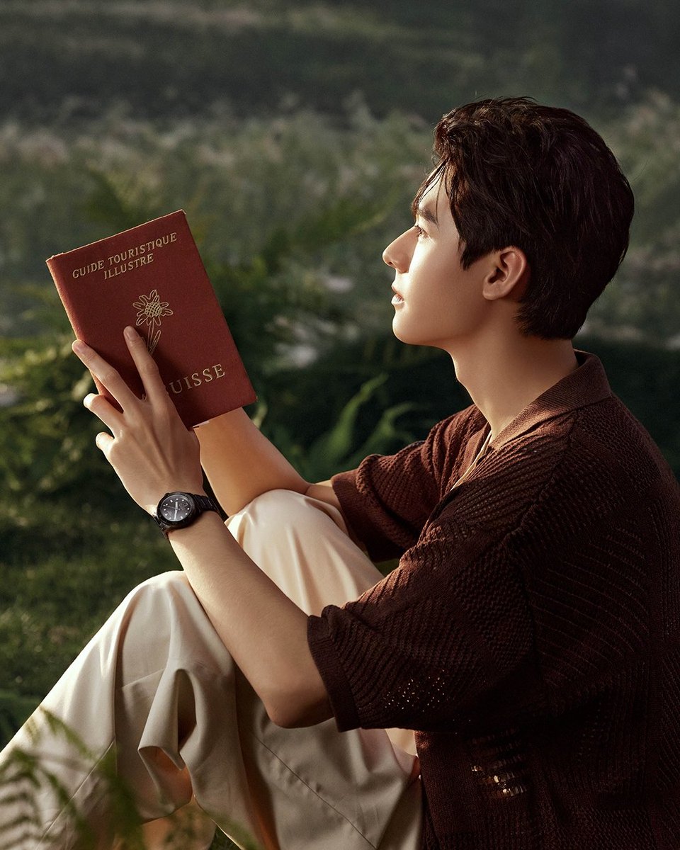 GongJunBrasil's tweet photo. 📷 17.08.24 | Atualização da Tissot Official com o Gong Jun no Instagram

🔗https://t.co/oj5IywHrZC

#GongJun #龚俊 #SimonGong https://t.co/nFwh2XNnYu