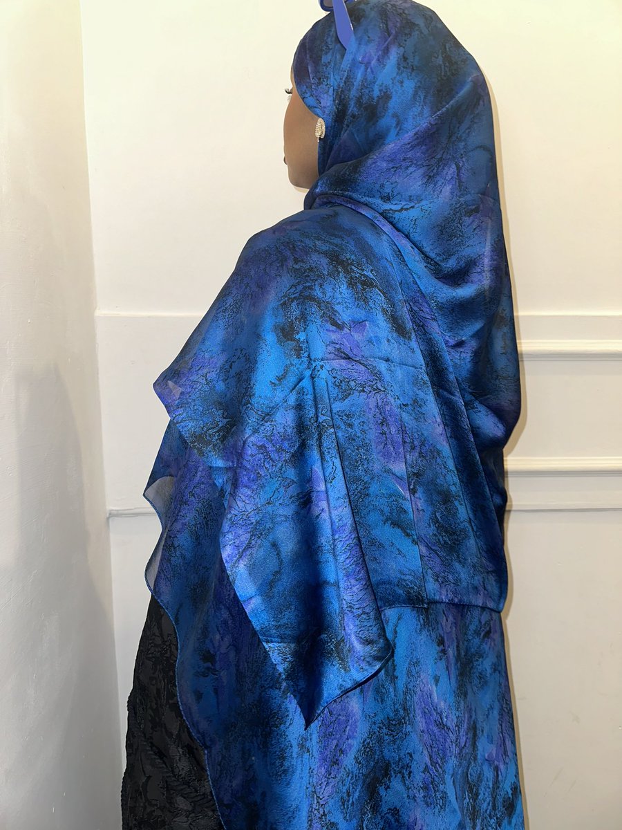 Modaana_co's tweet photo. Abayas and Scarfs from MODAANA🌙 https://t.co/zKxVCbC41Y