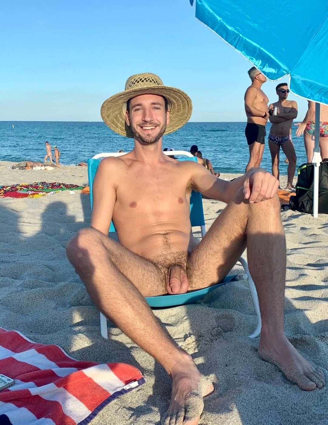 beach nude family The warmer weather is starting to return 🌞🌞 So  let go of all your winter stress and come say hi to our growing family 🌞🌞  Come be naked and