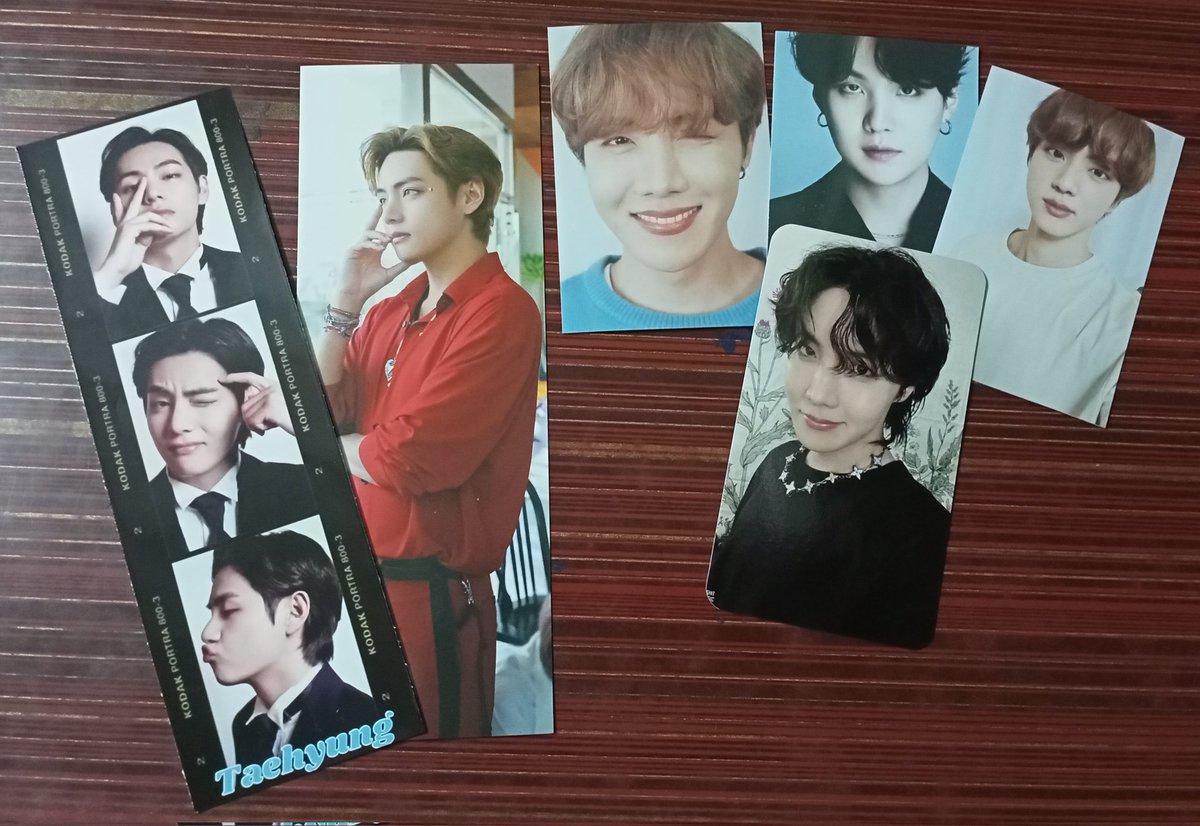 nivi⁷ | 𝙱𝚃𝚂 𝚢𝚎𝚊𝚛 tweet media