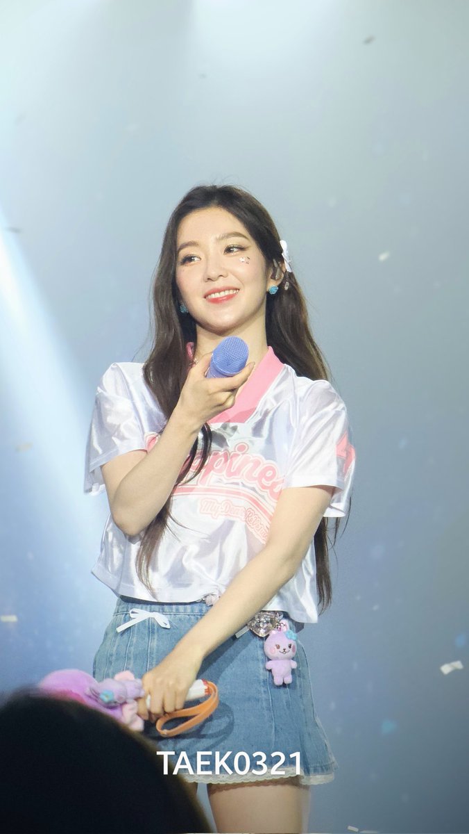 Taek0321's tweet photo. 240818 FANCON TOUR in BANGKOK
#레드벨벳 #RedVelvet
#아이린 #IRENE
#2024_RedVelvet_FANCONTOUR
#RedVelvet_FANCON_TOUR_in_BANGKOK
#RedVelvet_FANCON_TOUR_inBKK https://t.co/xm9dm7kced