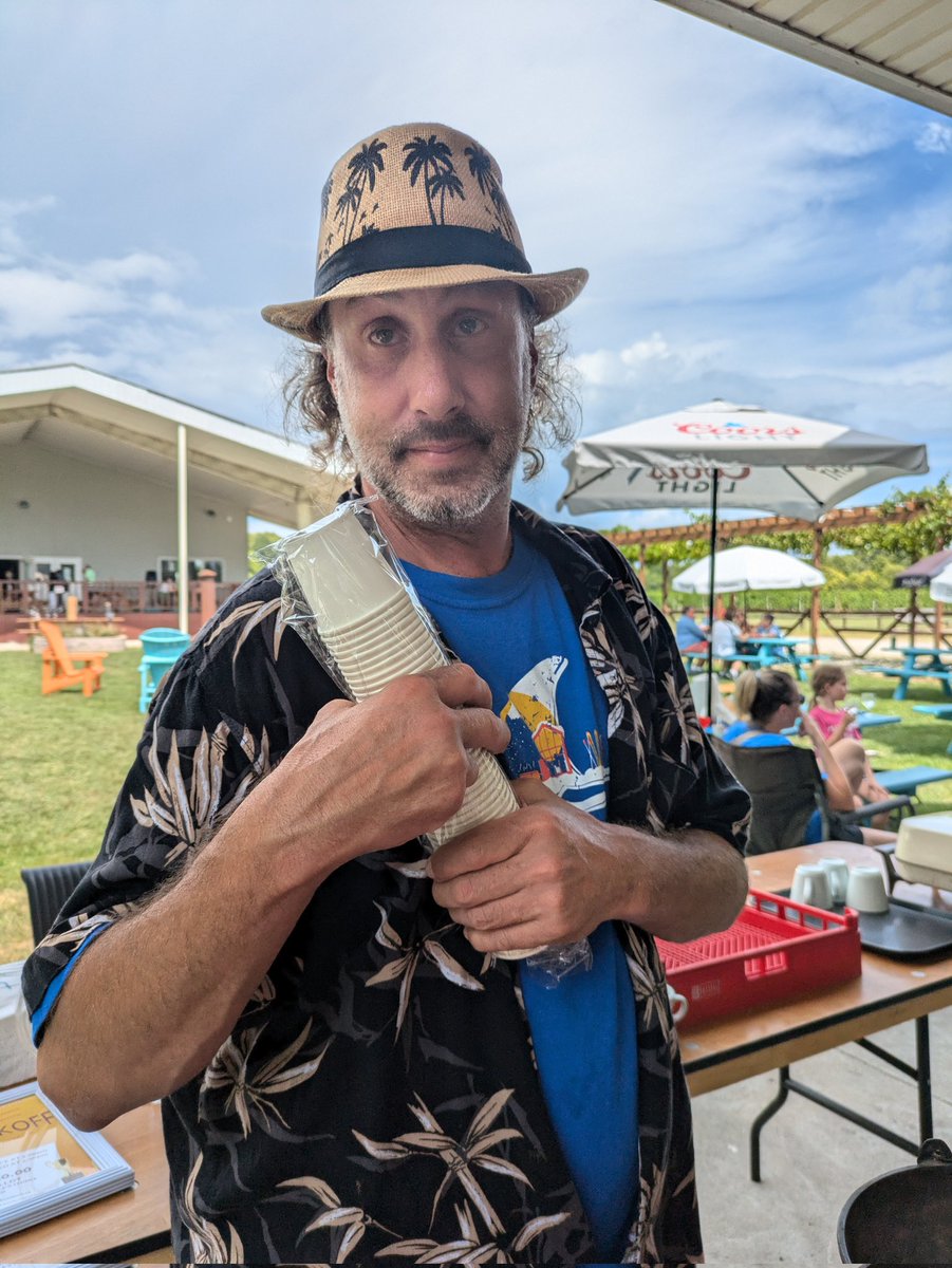 cathmiller01's tweet image. Great day out at the Pelee Island Heritage Centre annual Chili Cook Off at PIW Pavilion 🥂

Congrats Matty for being the judges pick and Wolf for being the People's  Choice!