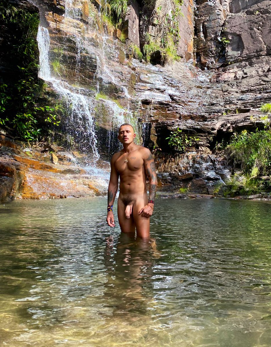 CARIOCAXXL tweet media