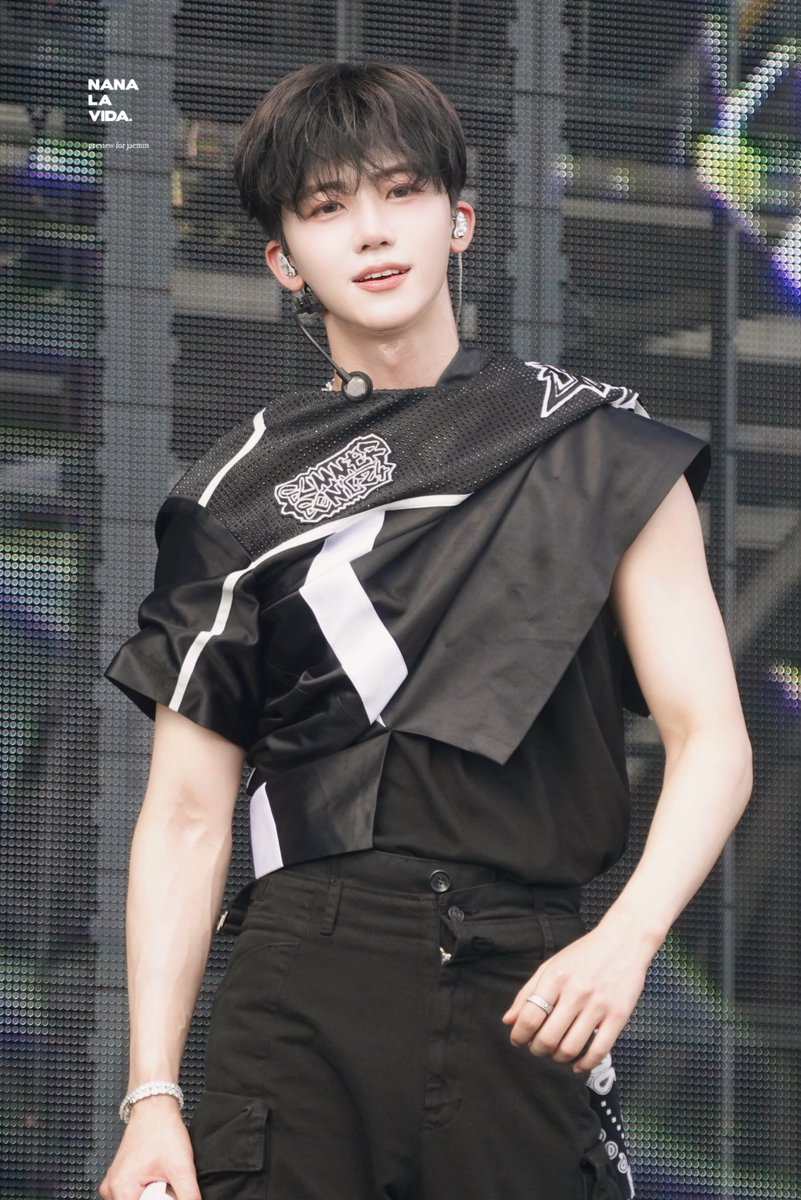 NANA_lavida's tweet photo. 240818 SUMMER SONIC OSAKA PRE
🖤🫶😻

#재민
#JAEMIN
#NCTDREAM https://t.co/o5uCLQXD23