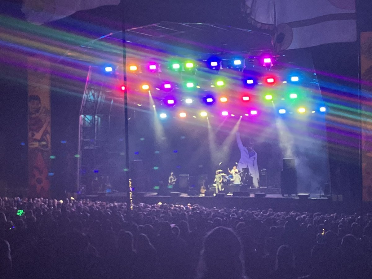 Ron-e Juleff ใใ (@ron_ejuleff) on Twitter photo Another top day ere <a href="/BDsfestival/">Beautiful Days</a> so many top performances. #NickParker <a href="/castofficial/">Cast</a> <a href="/inspiralsband/">Inspiral Carpets</a> #UtahSaints #PetNeeds <a href="/theagilmore/">Thea Gilmore</a> Lovedogz <a href="/DuttyMoonshine/">Dutty Moonshine Big Band</a> <a href="/badly_drawn_boy/">Badly Drawn Boy</a> and <a href="/richardashcroft/">Richard Ashcroft</a> belting out Bittersweet Symphony etc. ๐๐๐ธ๐ค๐บ๐๐ป Another top day ere <a href="/BDsfestival/">Beautiful Days</a> so many top performances. #NickParker <a href="/castofficial/">Cast</a> <a href="/inspiralsband/">Inspiral Carpets</a> #UtahSaints #PetNeeds <a href="/theagilmore/">Thea Gilmore</a> Lovedogz <a href="/DuttyMoonshine/">Dutty Moonshine Big Band</a> <a href="/badly_drawn_boy/">Badly Drawn Boy</a> and <a href="/richardashcroft/">Richard Ashcroft</a> belting out Bittersweet Symphony etc. ๐๐๐ธ๐ค๐บ๐๐ป