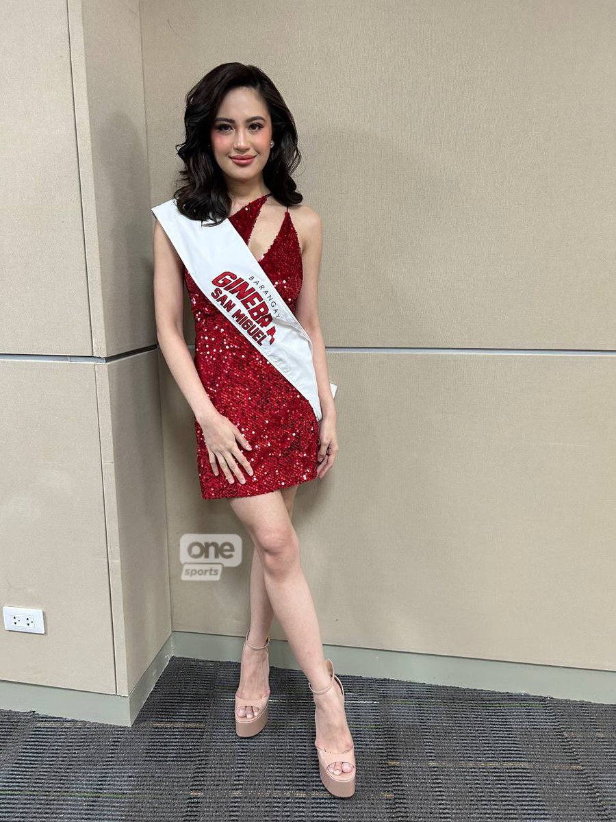 OH SO PRETTY JULIE! 😍

Julie Anne San Jose stuns in red as the muse of Brgy. Ginebra San Miguel for the Opening Ceremonies of the 49th season of the PBA. 

#PBASeason49
#PBAAngatAngLaban
