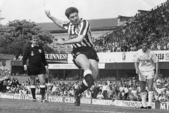 ryanleach75's tweet photo. 35 year ago tomorrow the Mighty Mick Quinn bagged 4 on his debut. Remember it like it was yesterday. Legend no9 https://t.co/RfncFVxjvF