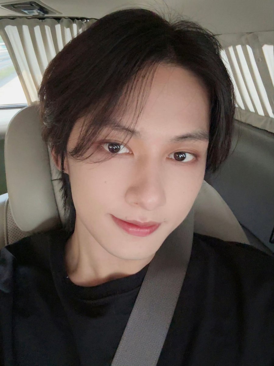240818 Junhui weibo

🫶
weibo.com/1805786284/506…

[ 🐱𝐈𝐍𝐒𝐓𝐀:  𝐣𝐮𝐧𝐡𝐮𝐢_𝐦𝐨𝐨𝐧 ]
#세븐틴 #준 #JUN #文俊辉  #ジュン <a href="/pledis_17/">세븐틴(SEVENTEEN)</a>