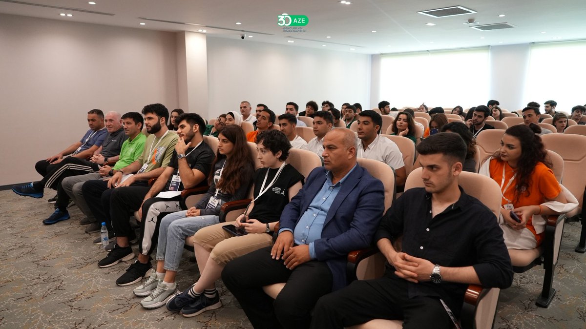 officialmys's tweet photo. #İdmanPaytaxtı Quba şəhərində "Gənc idman liderləri" layihəsinin ikinci günündə Olimpiya çempionlarımız Hidayət Heydərov və Zelim Kotsoyev də proqramın qonağı olublar.
Ətraflı: https://t.co/z0ZRZIn880
#AZEyouth #birkimibirlikdə #gəncidmanliderləri #LIVEsimulation https://t.co/tKDHyXnACY