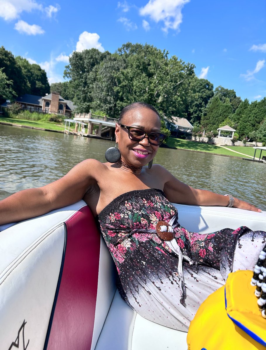 ndheller's tweet photo. Lake Spivey #atlanta #beverlyhills #losangeles #sandiego #sanfrancisco #philadelphia #newyork #newyorkcity #cleveland #miami #chicago #lasvegas #portland #seattle #phoenix #neworleans #baltimore #houston #dallas #slomeezy https://t.co/Tr66IYqAH3