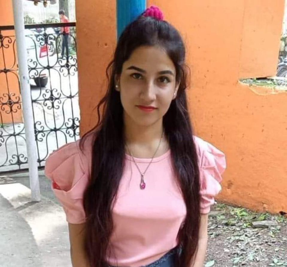 SoidulAlomL's tweet photo. In a country where rapists are given royal honor by releasing them from jail, here we have to suffer the consequences.
#justiceformoumitadebnath #JusticeforAsifa 
#JusticeForTasleemJahan #JusticeforAnkita https://t.co/3BnuBYU1IH