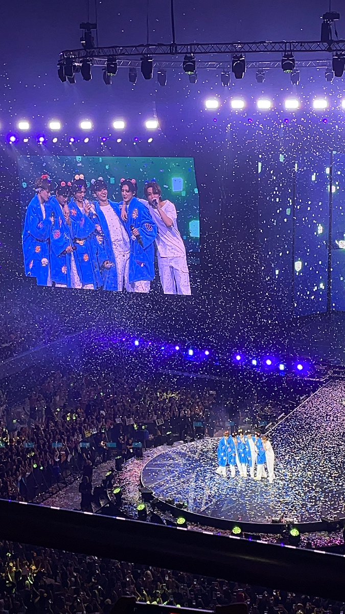 onsolariseon's tweet photo. still feels like a dream 🫂💚 https://t.co/GccL6ckqI4