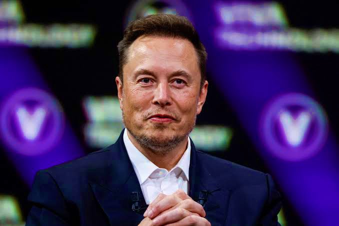 NewsLiberdade's tweet photo. 🚨 URGENTE - Elon Musk começa o dia na luta pela democracia brasileira, reforçando postagem de @cb_doge que diz 

“𝕏 respeita as leis do Brasil e de todos os países em que atuamos. Quando recebemos uma ordem para infringir a lei, devemos recusar.” https://t.co/BY8zZojN3W