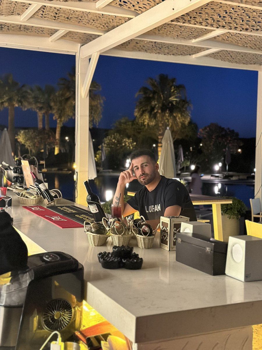 Abe sıcağğtır geldiğ buraa