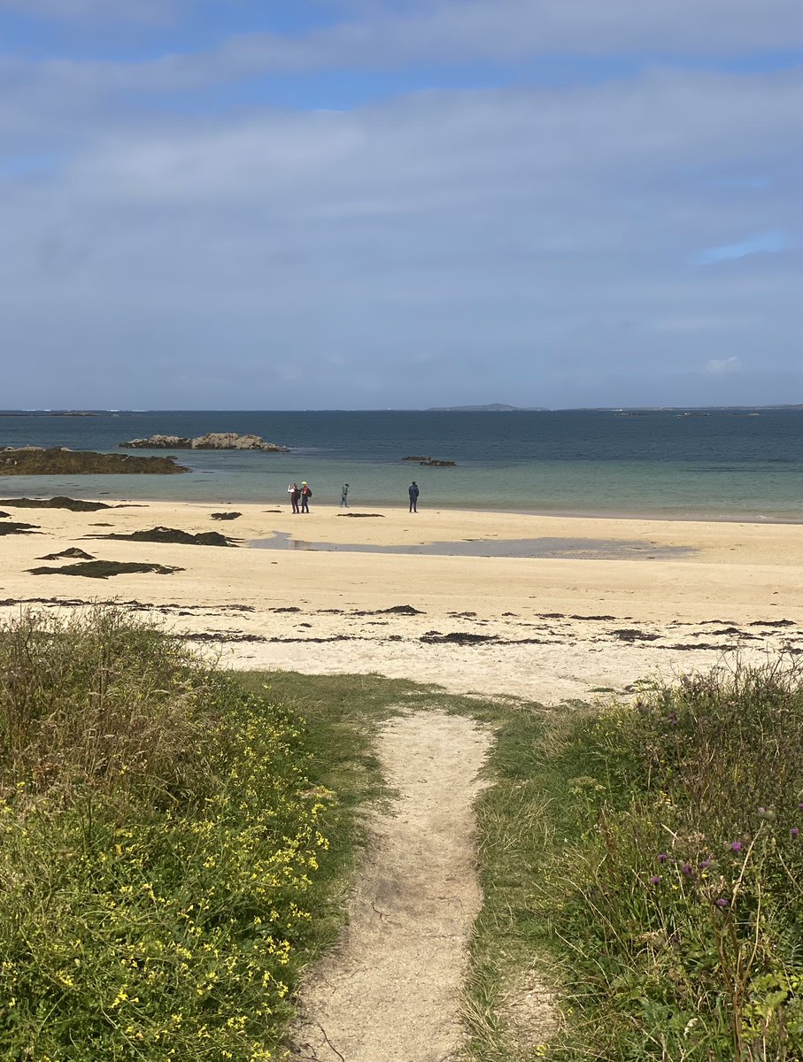 breeda_murphy's tweet photo. #Mannin #Connemara a good place to unwind. #Relaxation
Playing #VanMorrison
๐ถ #DaysLikeThis ๐ถ https://t.co/HD4jmfGnWh