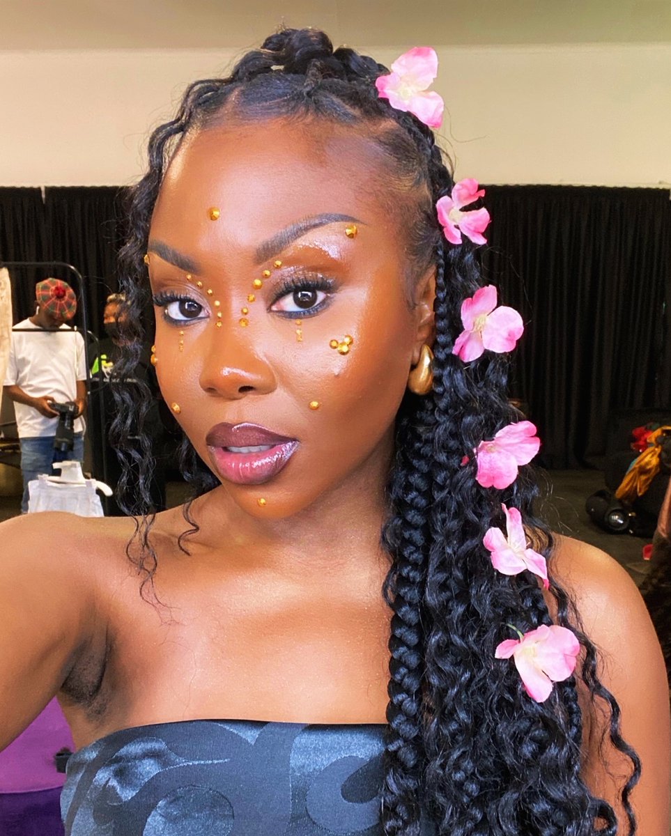 kat_mosh's tweet photo. she was a fairy 🧚🏾‍♀️ https://t.co/CxmwVKk5O4