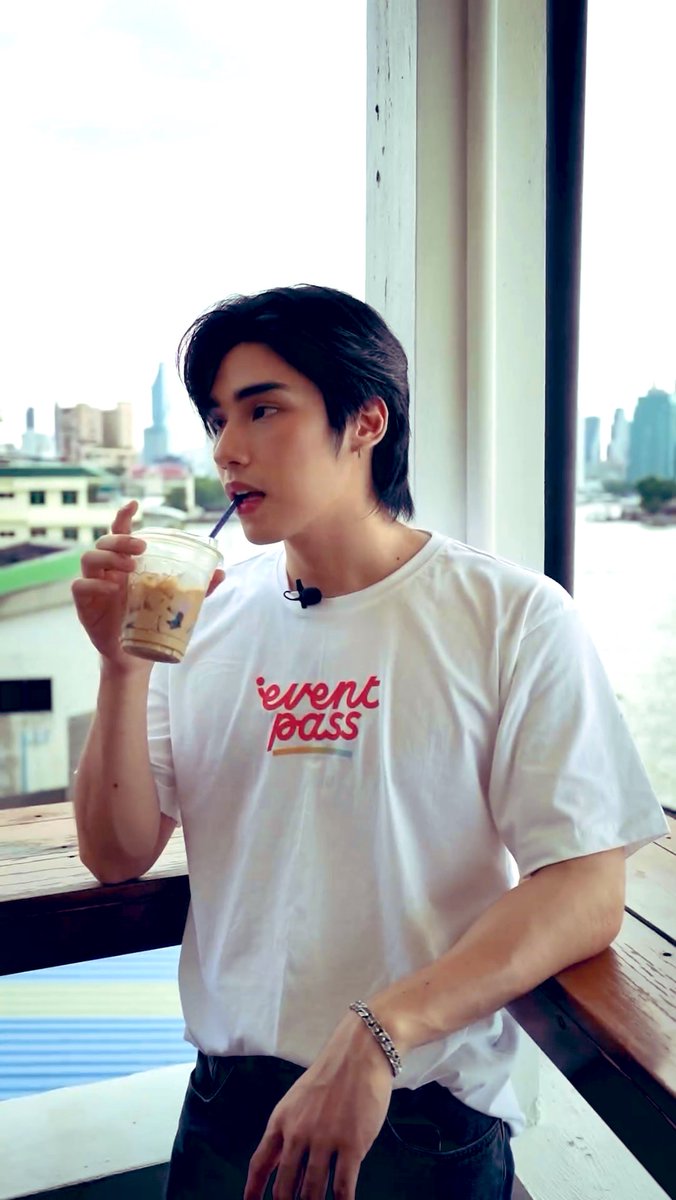S_Jindajang's tweet photo. เด็กอ้วงพาเที่ยว เดิน กิน ช้อป ที่ถนนทรงวาด 
#Eventpassapp 
#สิงหาพาเที่ยวทรงวาด 
#ภูมิภูริพันธ์ #poompps https://t.co/tPzeUzeftK